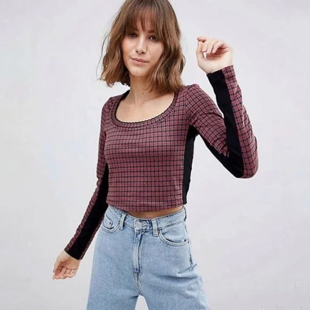 ✨Free People Boston Square Neck Sz Medium Tee Red Plaid Long Sleeve✨